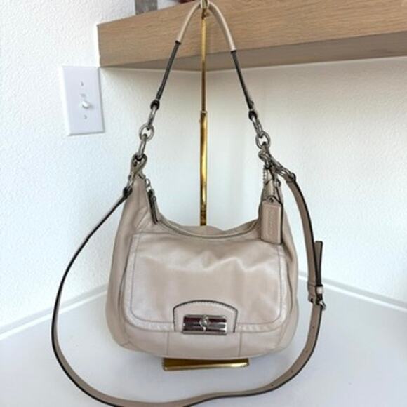 Coach Leather Shoulder Bag Crossbody Beige F22306 Convertible Classic - Picture 1 of 8
